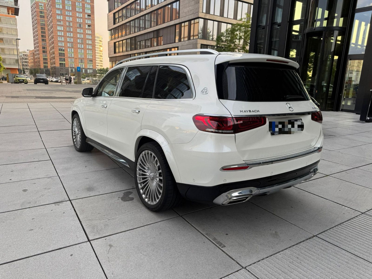 Mercedes-Benz GLS 600 Maybach 4Matic | 23 ZOLL | BURMESTER Mercedes-Benz GLS 600 Maybach 4Matic | 23 ZOLL | BURMESTER - سيارة دفع رباعي: صورة 2 Mercedes-Benz GLS 600 Maybach 4Matic | 23 ZOLL | BURMESTER Mercedes-Benz GLS 600 Maybach 4Matic | 23 ZOLL | BURMESTER - سيارة دفع رباعي: صورة 2