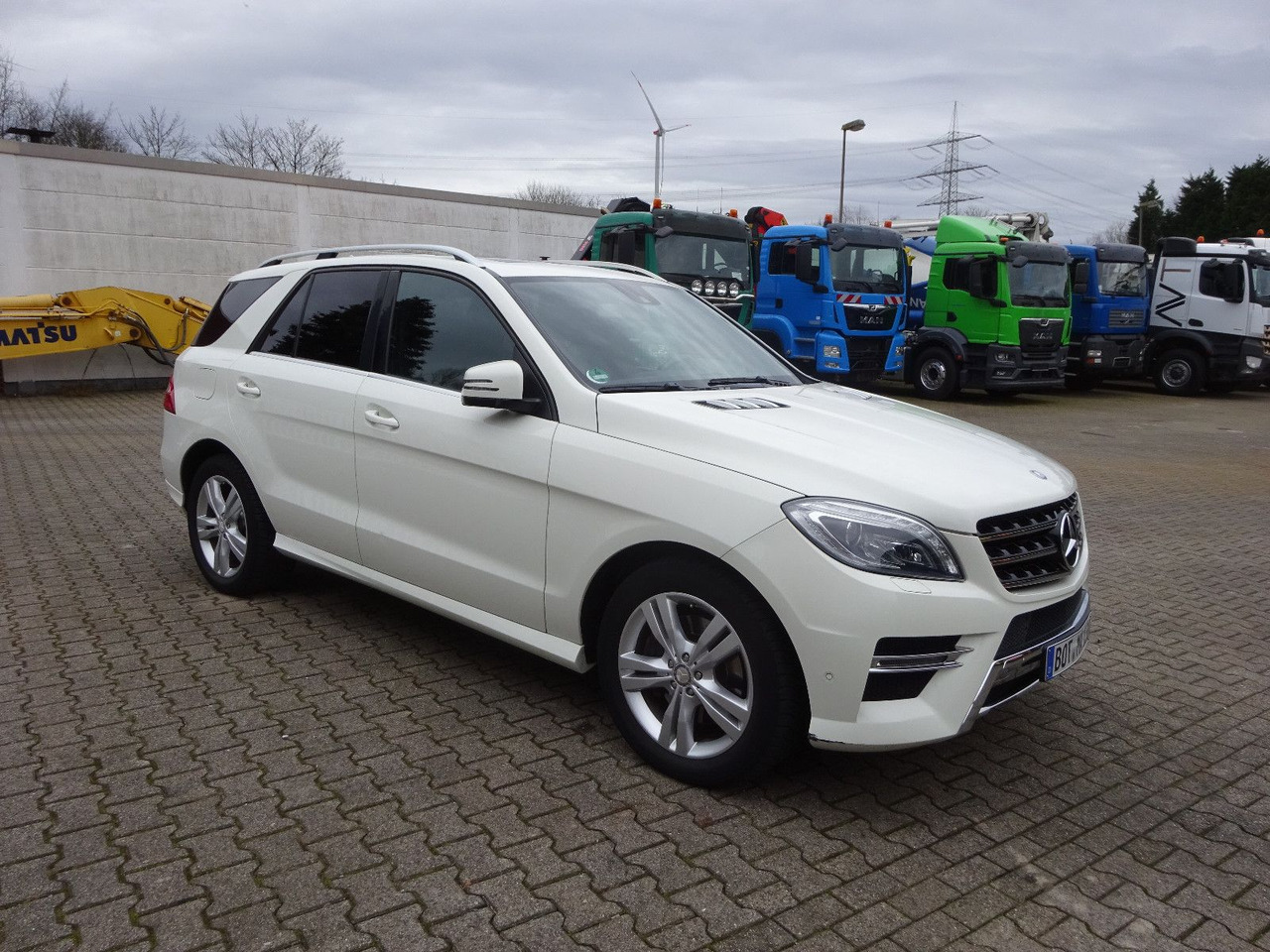 Mercedes-Benz ML 350 CDI BlueTec Mercedes-Benz ML 350 CDI BlueTec. AMG Paket - سيارة دفع رباعي: صورة 1 Mercedes-Benz ML 350 CDI BlueTec Mercedes-Benz ML 350 CDI BlueTec. AMG Paket - سيارة دفع رباعي: صورة 1