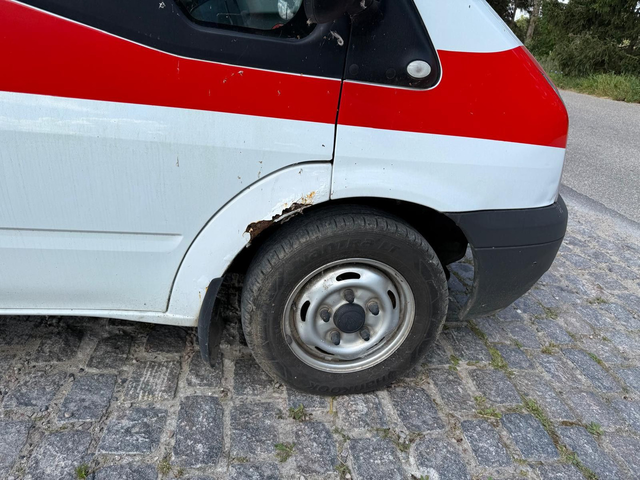 Ford Transit Kombi FT 300 K *1 600 € netto - ميكروباص: صورة 5 Ford Transit Kombi FT 300 K *1 600 € netto - ميكروباص: صورة 5