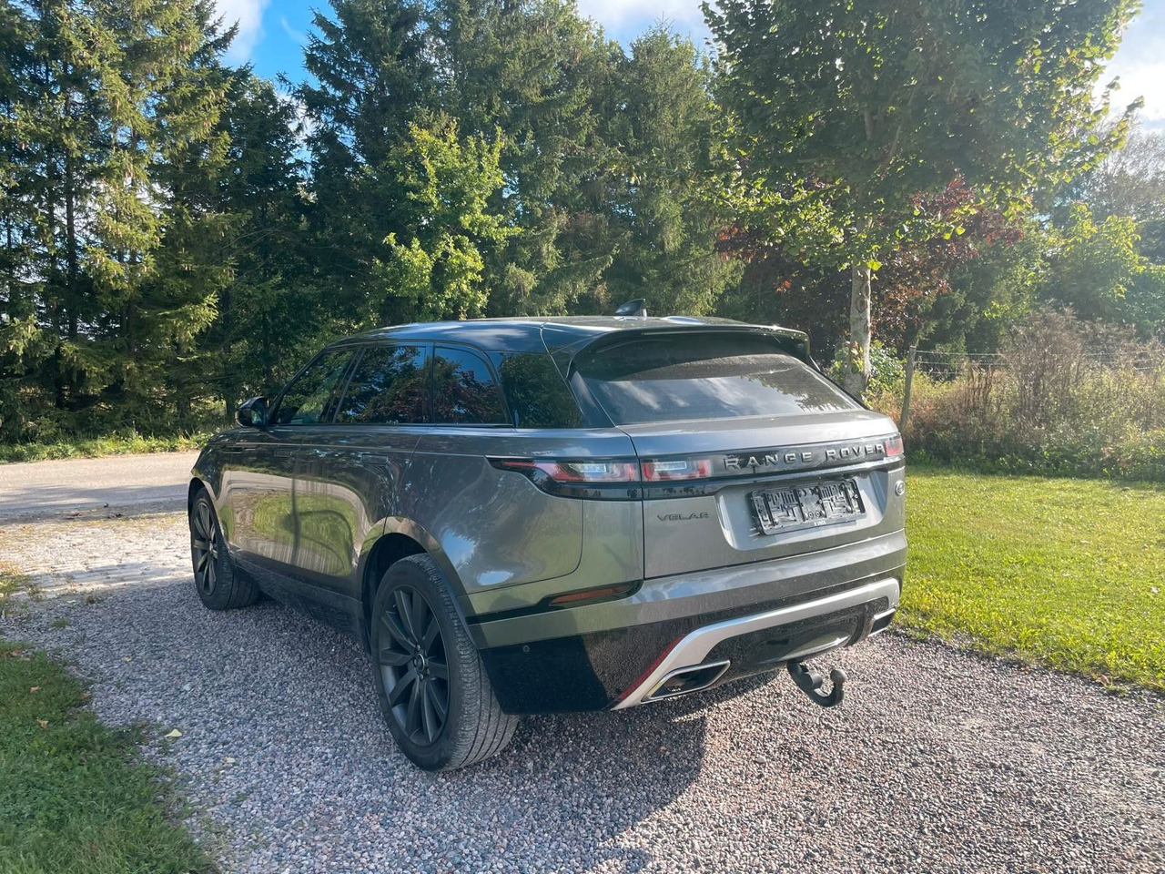 Land Rover Range Rover Velar R-Dynamic 3.0D 4WD Land Rover Velar R-Dynamic 3.0D 4WD *LKW zullasung: 2 sitze - سيارة دفع رباعي: صورة 3 Land Rover Range Rover Velar R-Dynamic 3.0D 4WD Land Rover Velar R-Dynamic 3.0D 4WD *LKW zullasung: 2 sitze - سيارة دفع رباعي: صورة 3