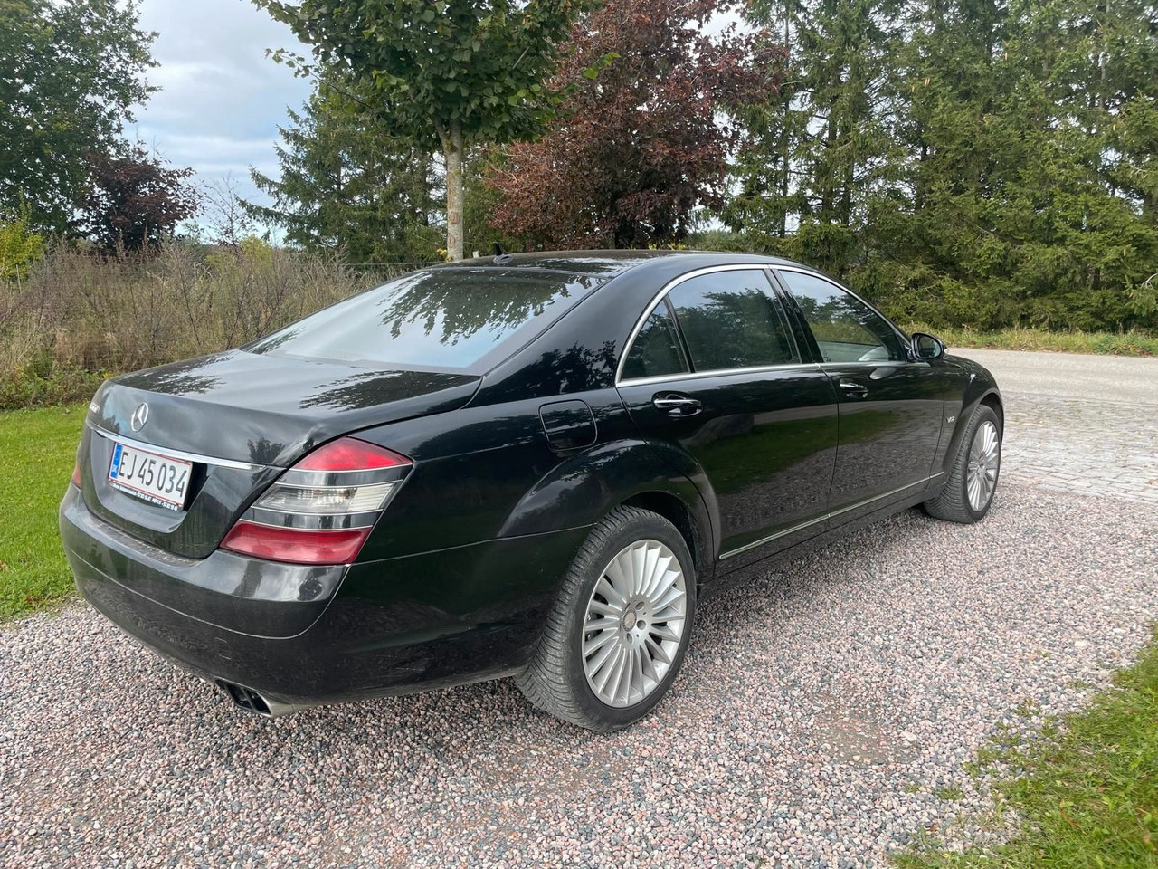 Mercedes-Benz S 600 S-Klasse Limousine - سيارة ستيشن: صورة 4 Mercedes-Benz S 600 S-Klasse Limousine - سيارة ستيشن: صورة 4