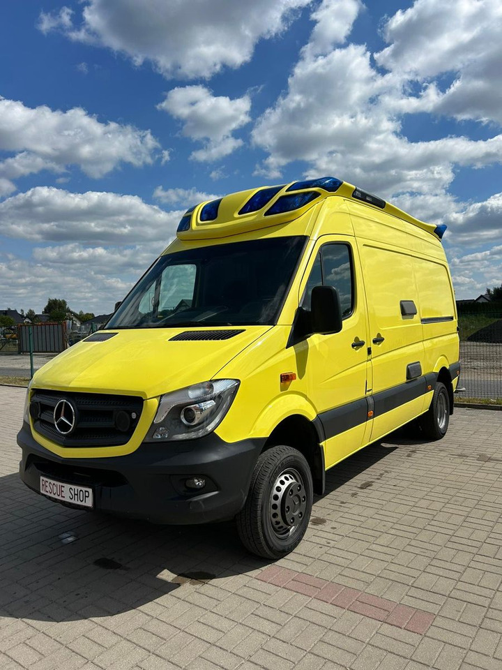 Mercedes-Benz Sprinter 519 CDI 4X4 **Ambulace** - ميكروباص: صورة 2 Mercedes-Benz Sprinter 519 CDI 4X4 **Ambulace** - ميكروباص: صورة 2
