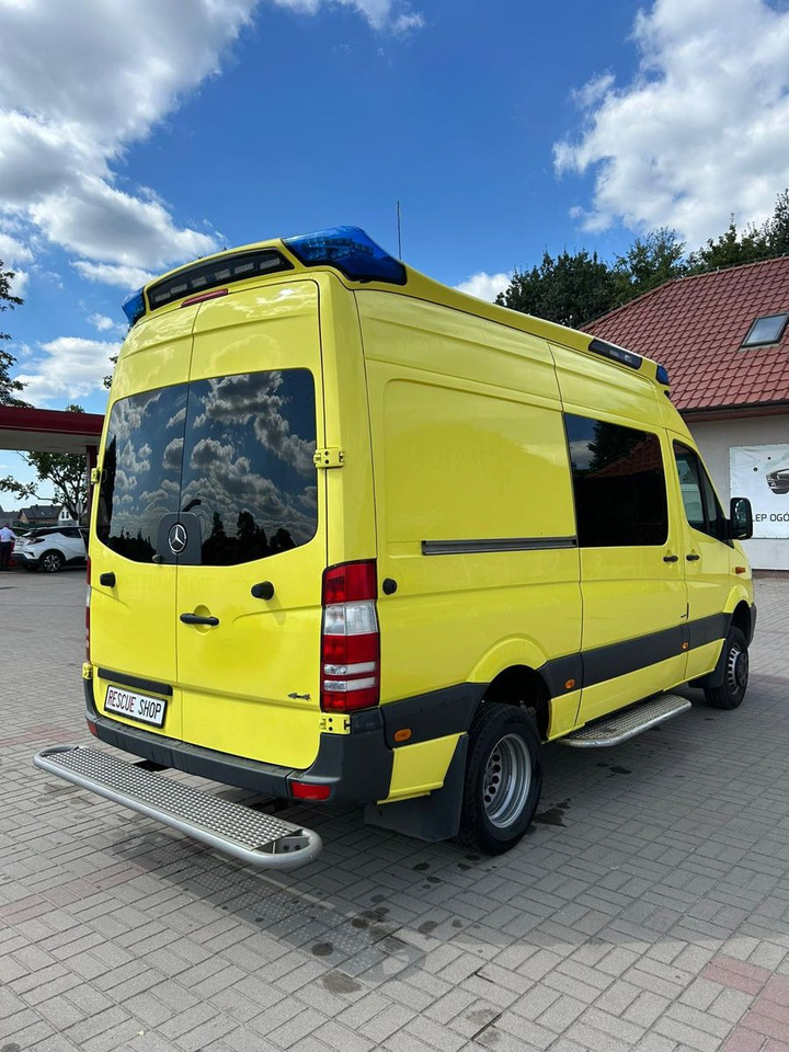 Mercedes-Benz Sprinter 519 CDI 4X4 **Ambulace** - ميكروباص: صورة 4 Mercedes-Benz Sprinter 519 CDI 4X4 **Ambulace** - ميكروباص: صورة 4