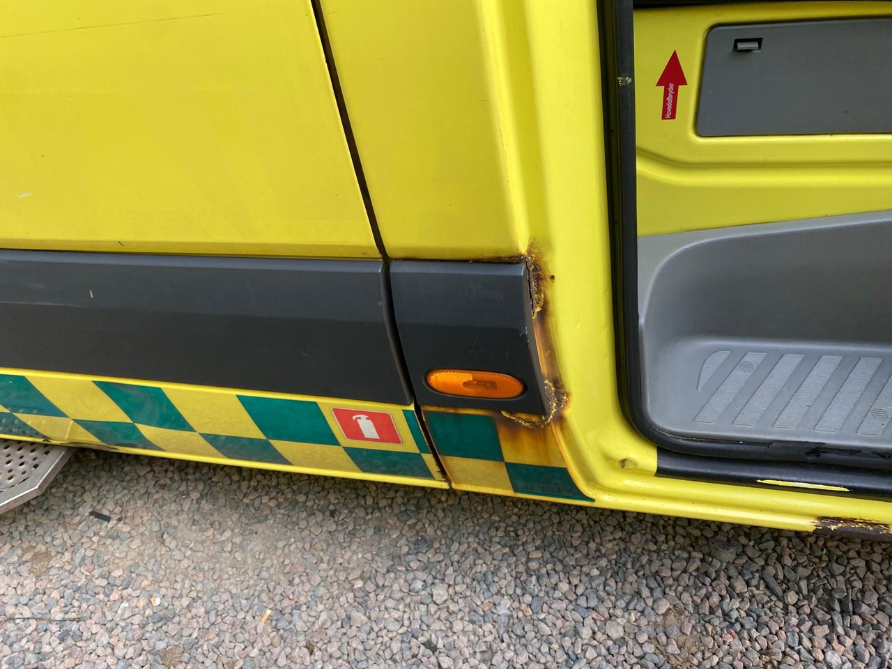 تأجير  Mercedes-Benz Sprinter II 316 CDI Aut *Ambulance *MOTORSCHADEN Mercedes-Benz Sprinter II 316 CDI Aut *Ambulance *MOTORSCHADEN: صورة 16