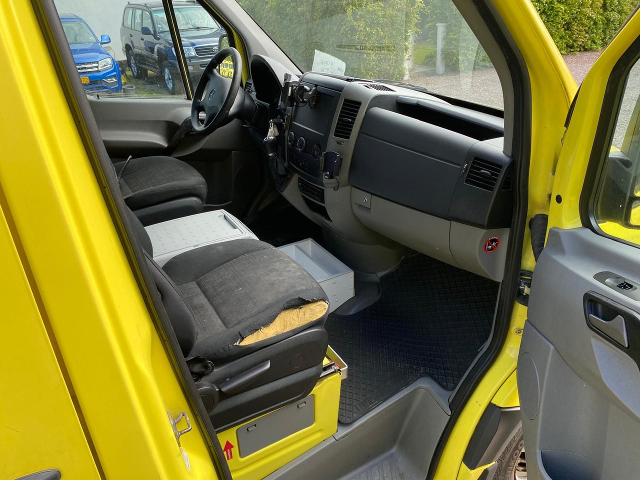 تأجير  Mercedes-Benz Sprinter II 316 CDI Aut *Ambulance *MOTORSCHADEN Mercedes-Benz Sprinter II 316 CDI Aut *Ambulance *MOTORSCHADEN: صورة 9