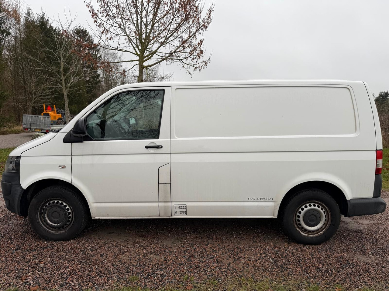 Volkswagen T5 Transporter Kasten-Kombi Kasten - فان المدمجة: صورة 2 Volkswagen T5 Transporter Kasten-Kombi Kasten - فان المدمجة: صورة 2