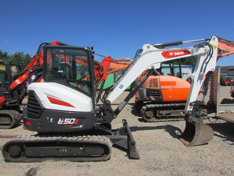 Bobcat E 50 Z 42.500 EUR - حفار صغير: صورة 1 Bobcat E 50 Z 42.500 EUR - حفار صغير: صورة 1
