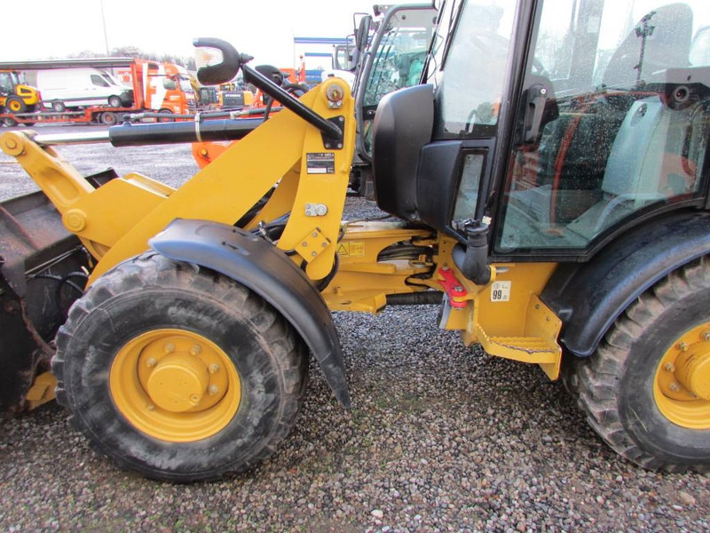 Cat 906 M Radlader 29.500 EUR - اللودر بعجل: صورة 3 Cat 906 M Radlader 29.500 EUR - اللودر بعجل: صورة 3