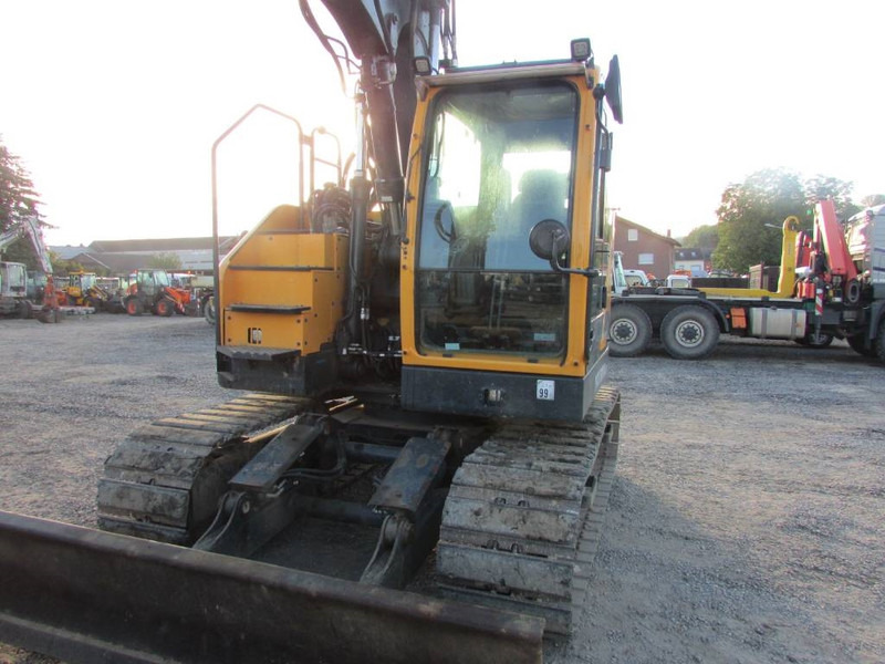 Hyundai HX 130 ALCR Kettenbagger 77.500 EUR / AC - حفار زاحف: صورة 3 Hyundai HX 130 ALCR Kettenbagger 77.500 EUR / AC - حفار زاحف: صورة 3