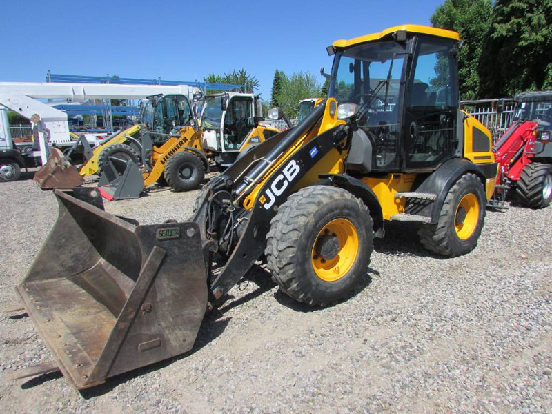 JCB 409 Radlader 29.000 EUR - اللودر بعجل: صورة 2 JCB 409 Radlader 29.000 EUR - اللودر بعجل: صورة 2