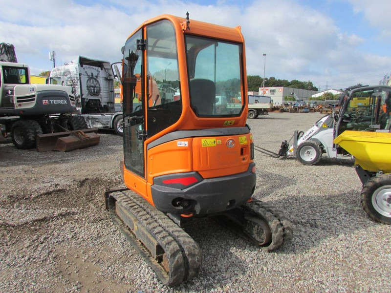 Kubota U 27-4 Minibagger 20.000 EUR - حفار صغير: صورة 4 Kubota U 27-4 Minibagger 20.000 EUR - حفار صغير: صورة 4