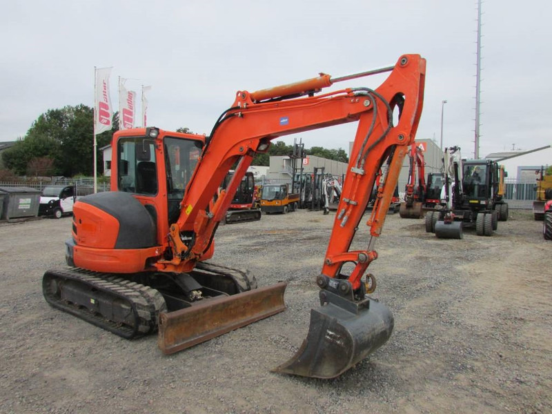 Kubota U 55-4 25.500 EUR - حفار صغير: صورة 2 Kubota U 55-4 25.500 EUR - حفار صغير: صورة 2