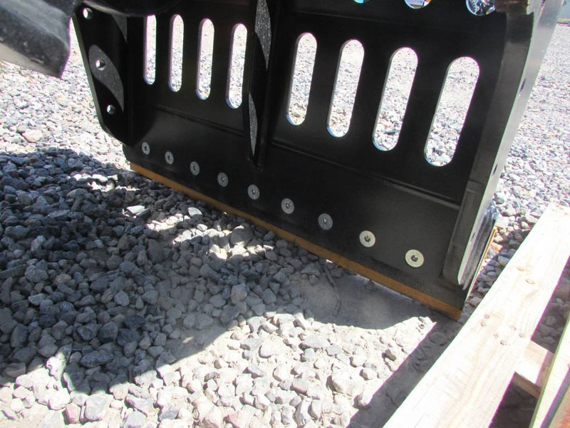 MB CRUSHER G 1000 S4 Sortiergreifer 14.000 EUR - كلّاب - آلات الإنشاء: صورة 4 MB CRUSHER G 1000 S4 Sortiergreifer 14.000 EUR - كلّاب - آلات الإنشاء: صورة 4