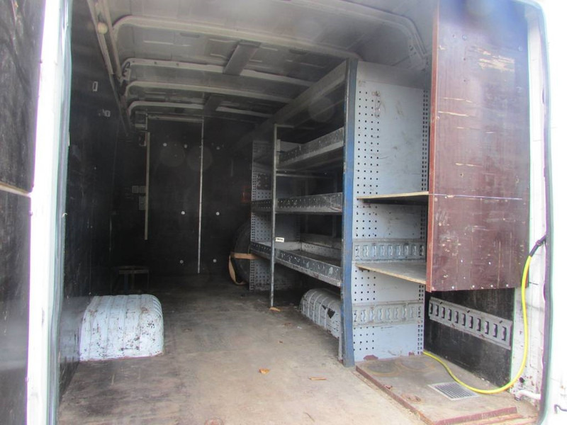 Mercedes-Benz 813 D Vario Kastenwagen - فان: صورة 4 Mercedes-Benz 813 D Vario Kastenwagen - فان: صورة 4