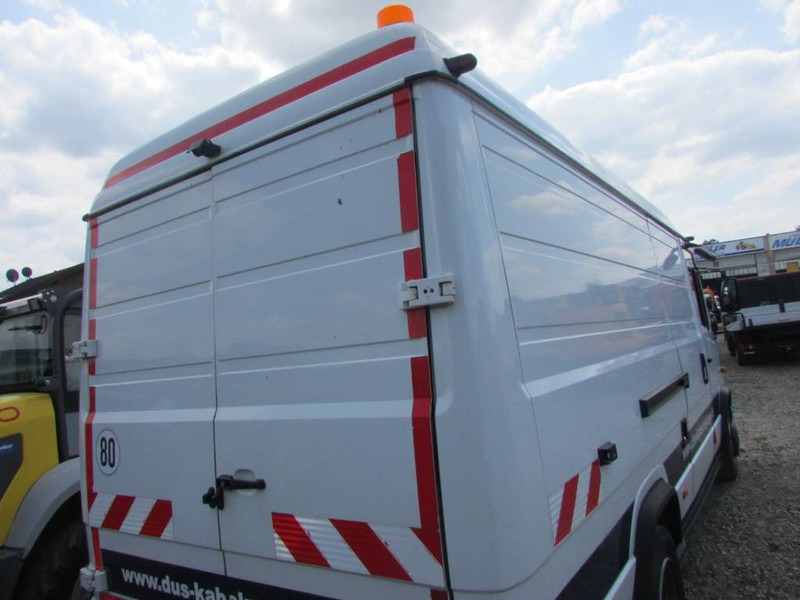 Mercedes-Benz 813 D Vario Kastenwagen - فان: صورة 3 Mercedes-Benz 813 D Vario Kastenwagen - فان: صورة 3