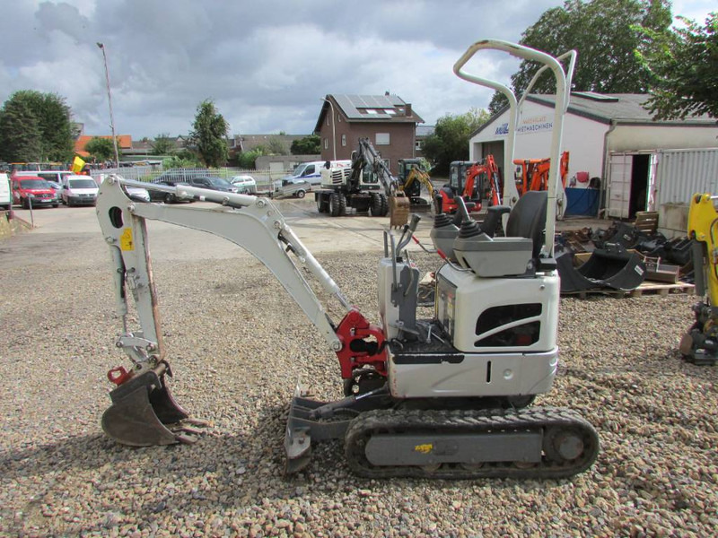 Takeuchi TB 210 R Minibagger 14.500 EUR - حفار صغير: صورة 1 Takeuchi TB 210 R Minibagger 14.500 EUR - حفار صغير: صورة 1
