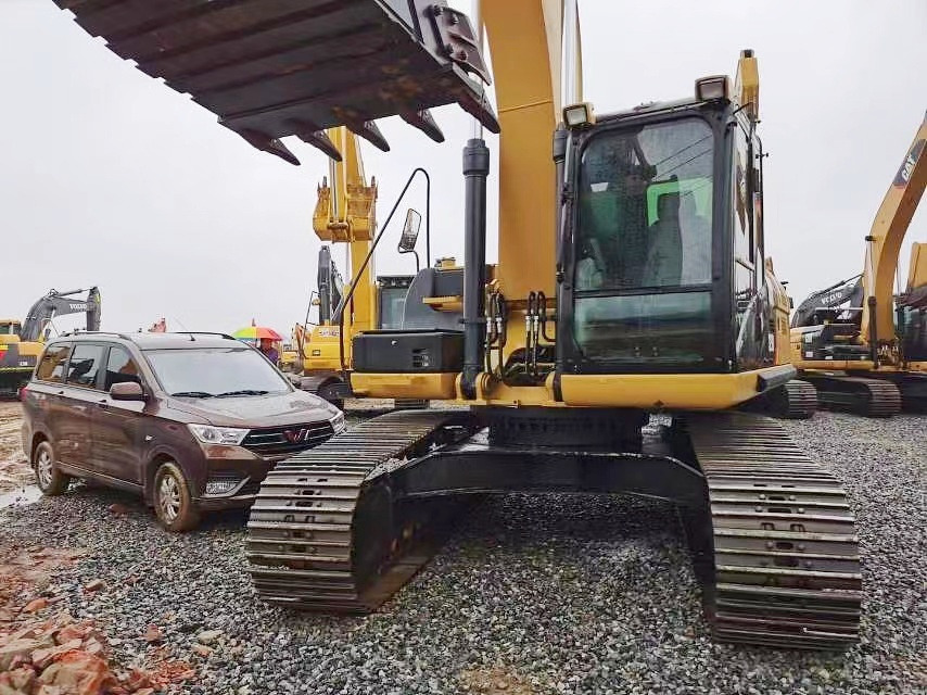 CAT 329D - حفار زاحف: صورة 2 CAT 329D - حفار زاحف: صورة 2