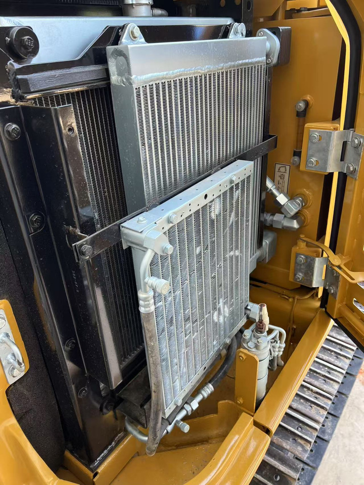 CATERPILLAR 305.5E2 - حفار صغير: صورة 4 CATERPILLAR 305.5E2 - حفار صغير: صورة 4