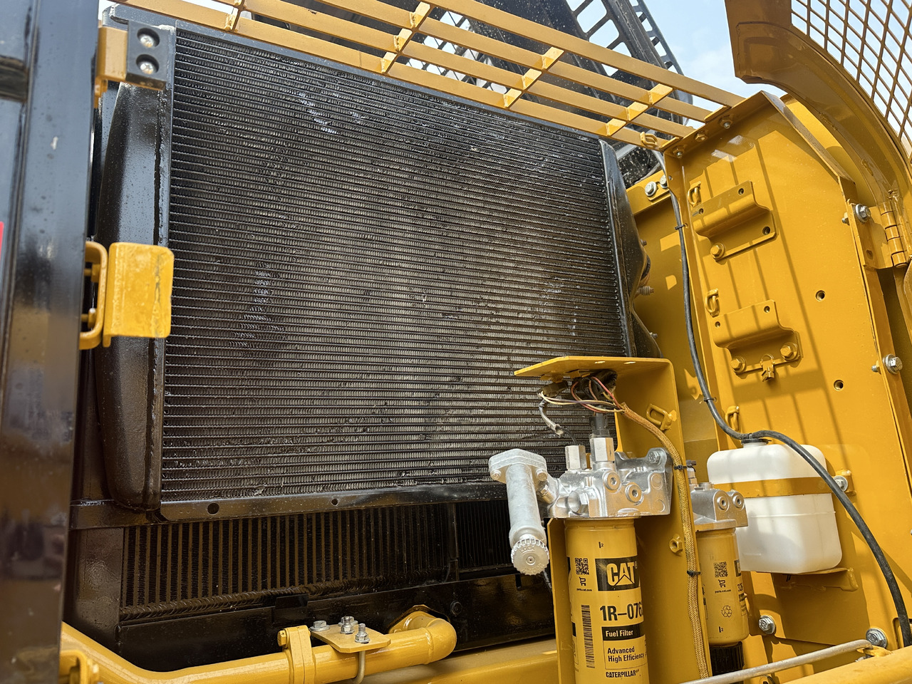 CATERPILLAR 329D2L - حفار زاحف: صورة 2 CATERPILLAR 329D2L - حفار زاحف: صورة 2