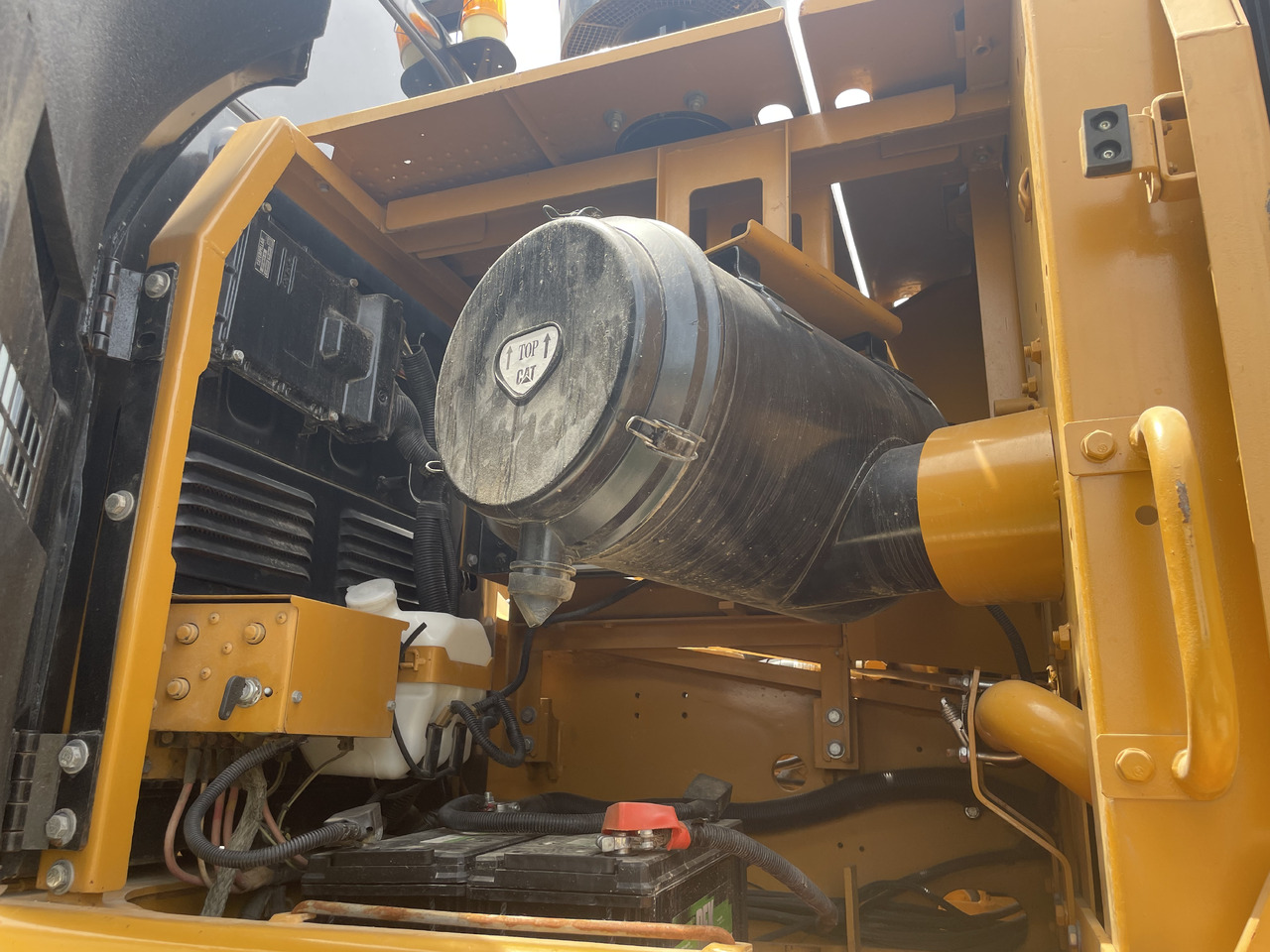 CATERPILLAR 330D2 - حفار زاحف: صورة 5 CATERPILLAR 330D2 - حفار زاحف: صورة 5