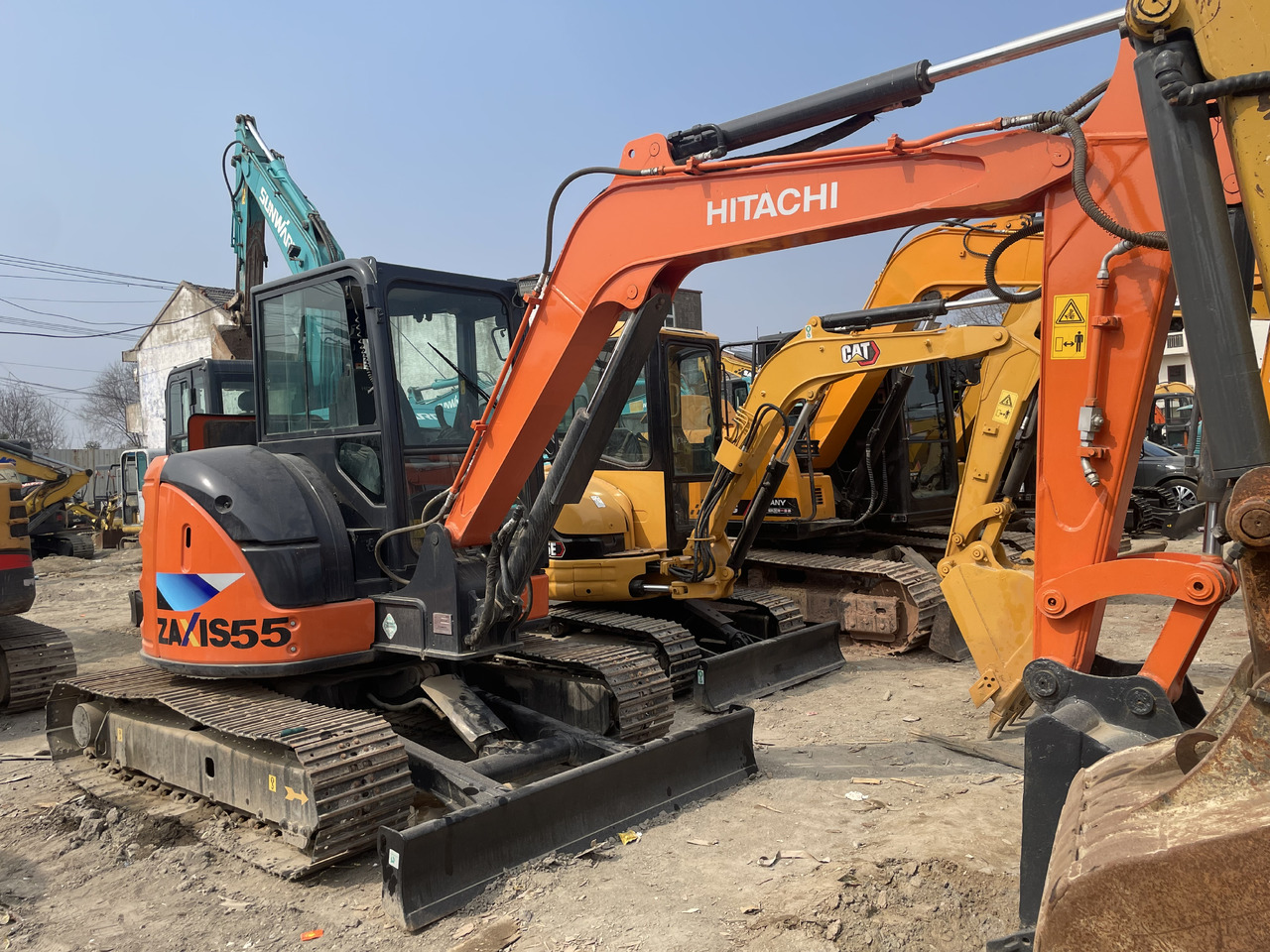 HITACHI ZX55 - حفار صغير: صورة 1 HITACHI ZX55 - حفار صغير: صورة 1