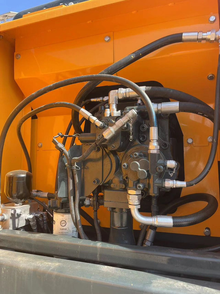 Hyundai 210W-9 - حفار ذو عجلات: صورة 5 Hyundai 210W-9 - حفار ذو عجلات: صورة 5