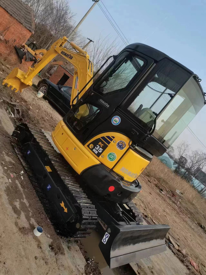 KOMATSU PC 35 MR - حفار صغير: صورة 2 KOMATSU PC 35 MR - حفار صغير: صورة 2