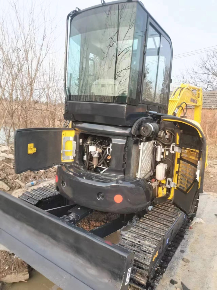 KOMATSU PC 35 MR - حفار صغير: صورة 4 KOMATSU PC 35 MR - حفار صغير: صورة 4