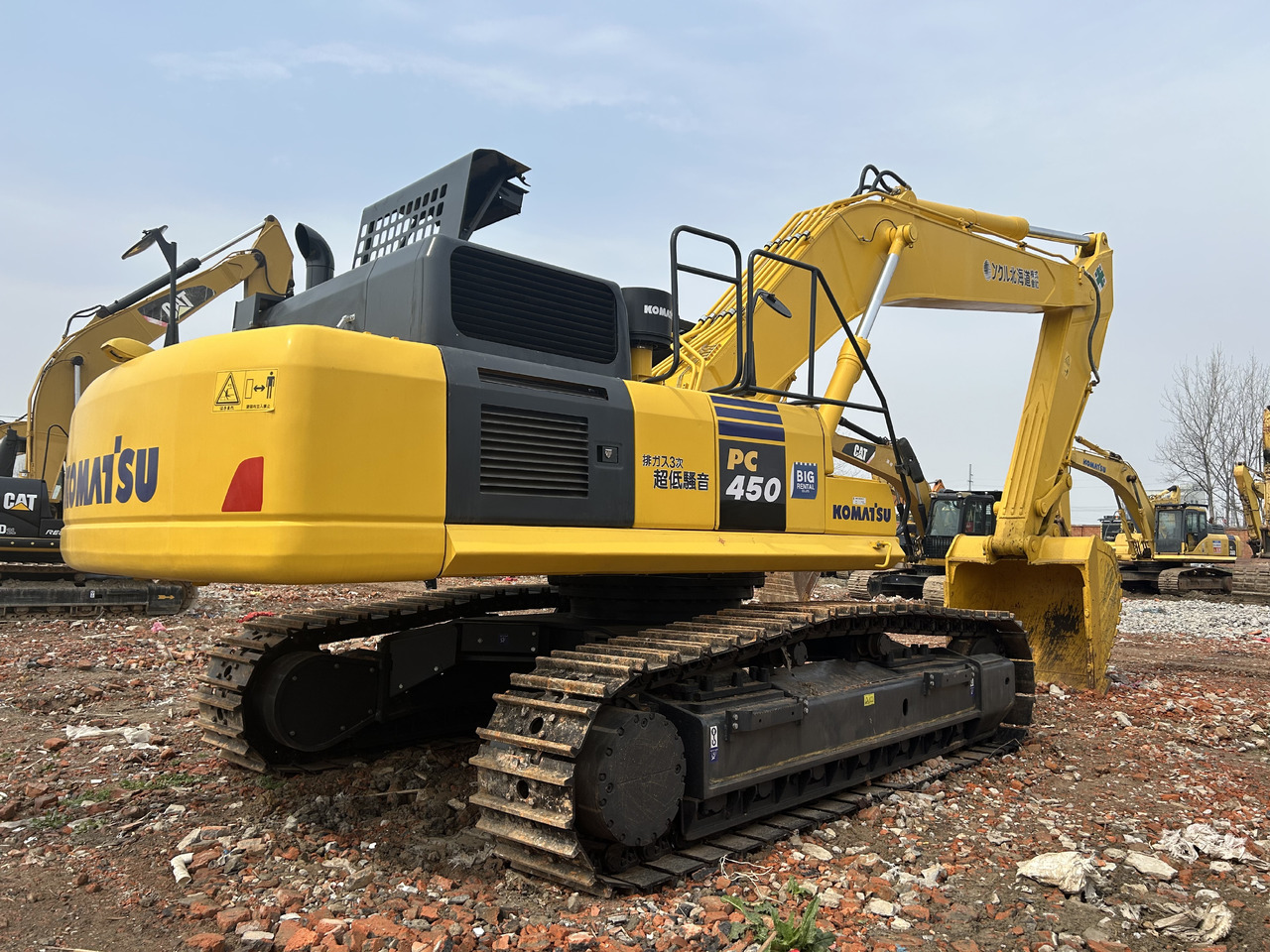 KOMATSU PC450-8 - حفار زاحف: صورة 2 KOMATSU PC450-8 - حفار زاحف: صورة 2