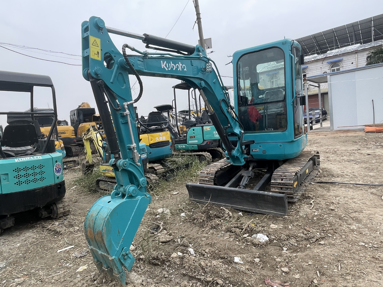 KUBOTA U-30 - حفار صغير: صورة 3 KUBOTA U-30 - حفار صغير: صورة 3