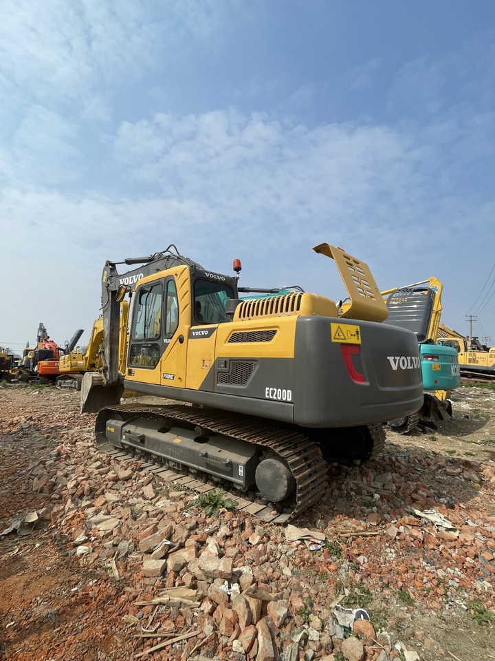 VOLVO EC200D - حفار زاحف: صورة 5 VOLVO EC200D - حفار زاحف: صورة 5