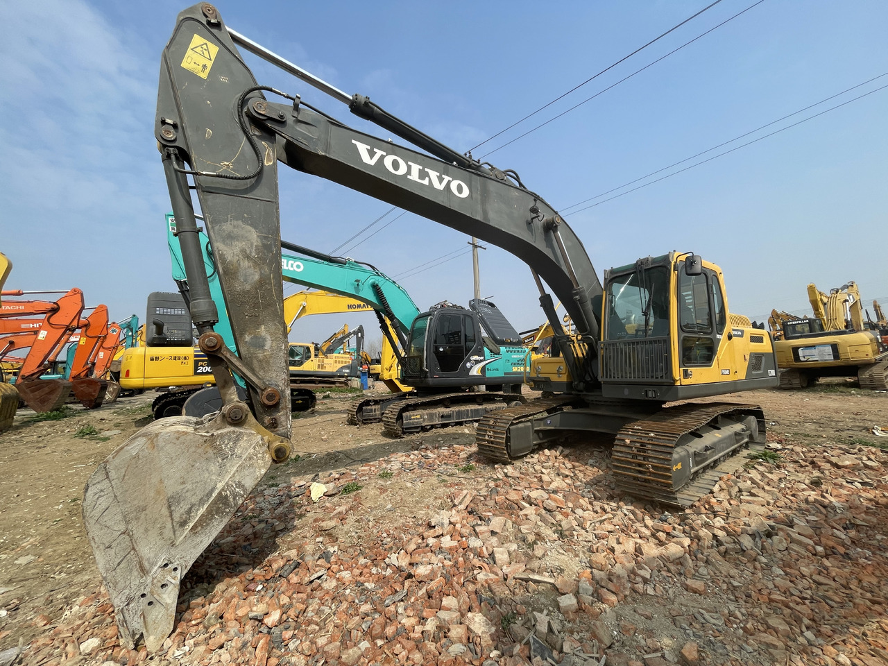 VOLVO EC200D - حفار زاحف: صورة 4 VOLVO EC200D - حفار زاحف: صورة 4