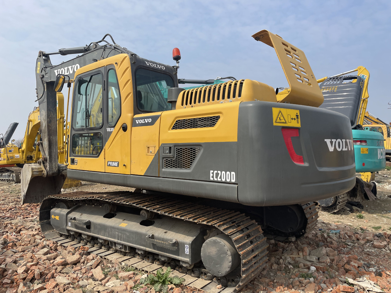VOLVO EC200D - حفار زاحف: صورة 1 VOLVO EC200D - حفار زاحف: صورة 1
