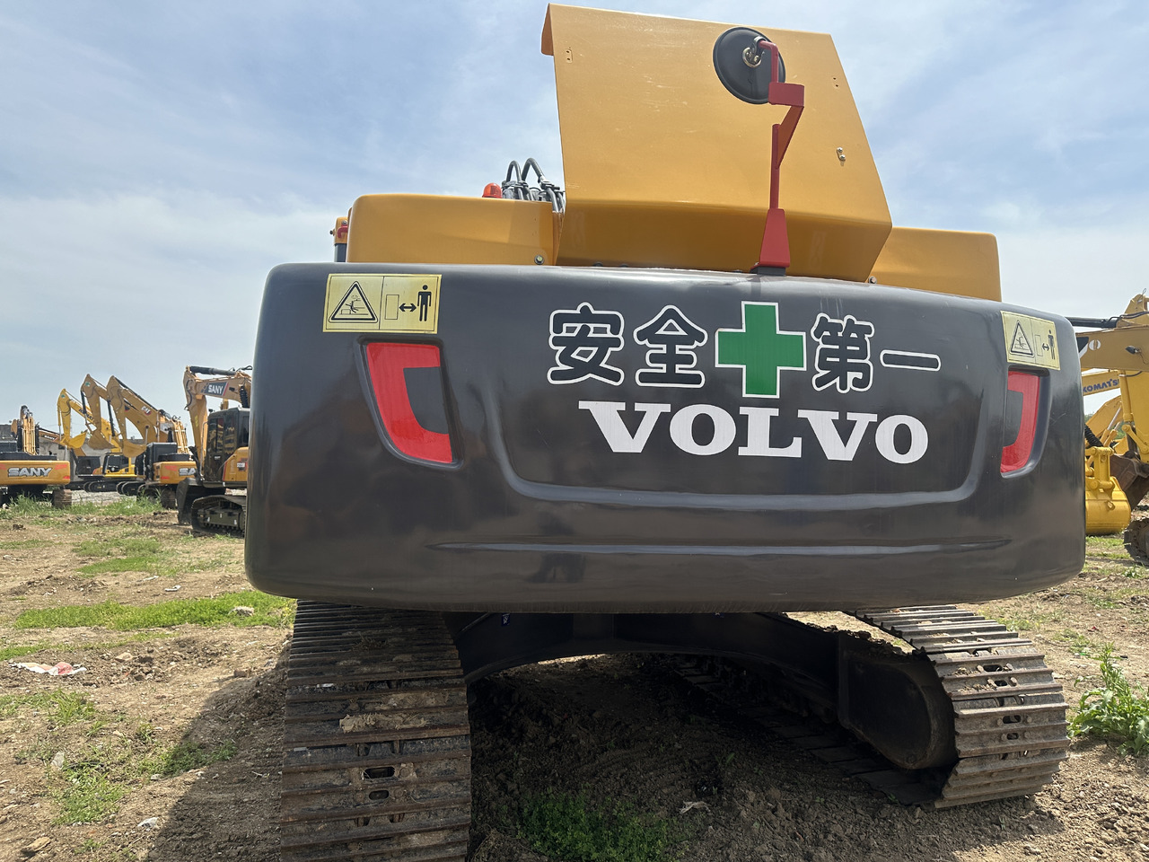 VOLVO EC250D - حفار زاحف: صورة 4 VOLVO EC250D - حفار زاحف: صورة 4