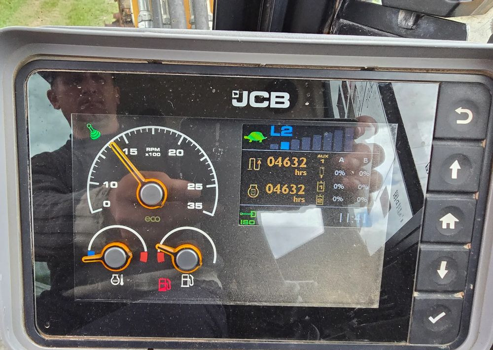 JCB - حفار زاحف: صورة 4 JCB - حفار زاحف: صورة 4