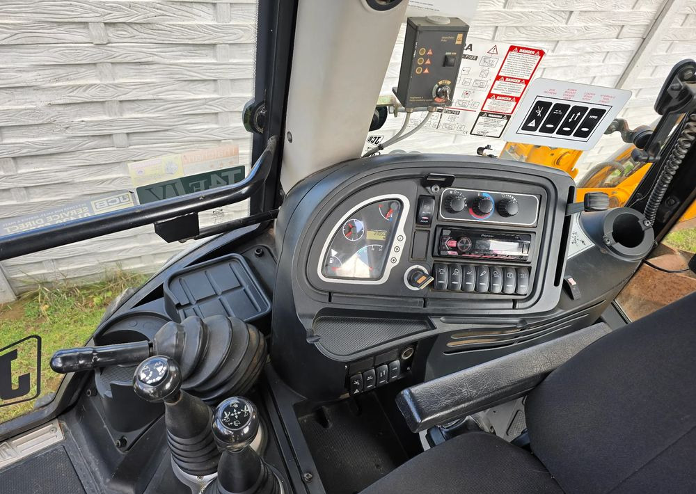 JCB - لودر ذو محراث خلفي/ باكهو: صورة 5 JCB - لودر ذو محراث خلفي/ باكهو: صورة 5