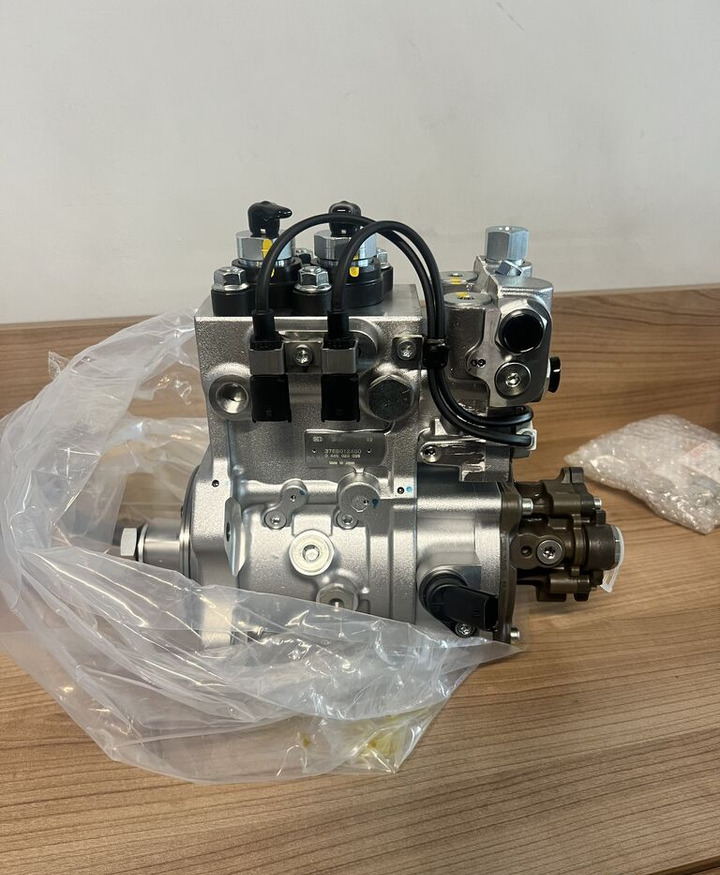 Bosch 2024 Bosch 420DCİ truck - مضخة الوقود - شاحنة: صورة 4 Bosch 2024 Bosch 420DCİ truck - مضخة الوقود - شاحنة: صورة 4