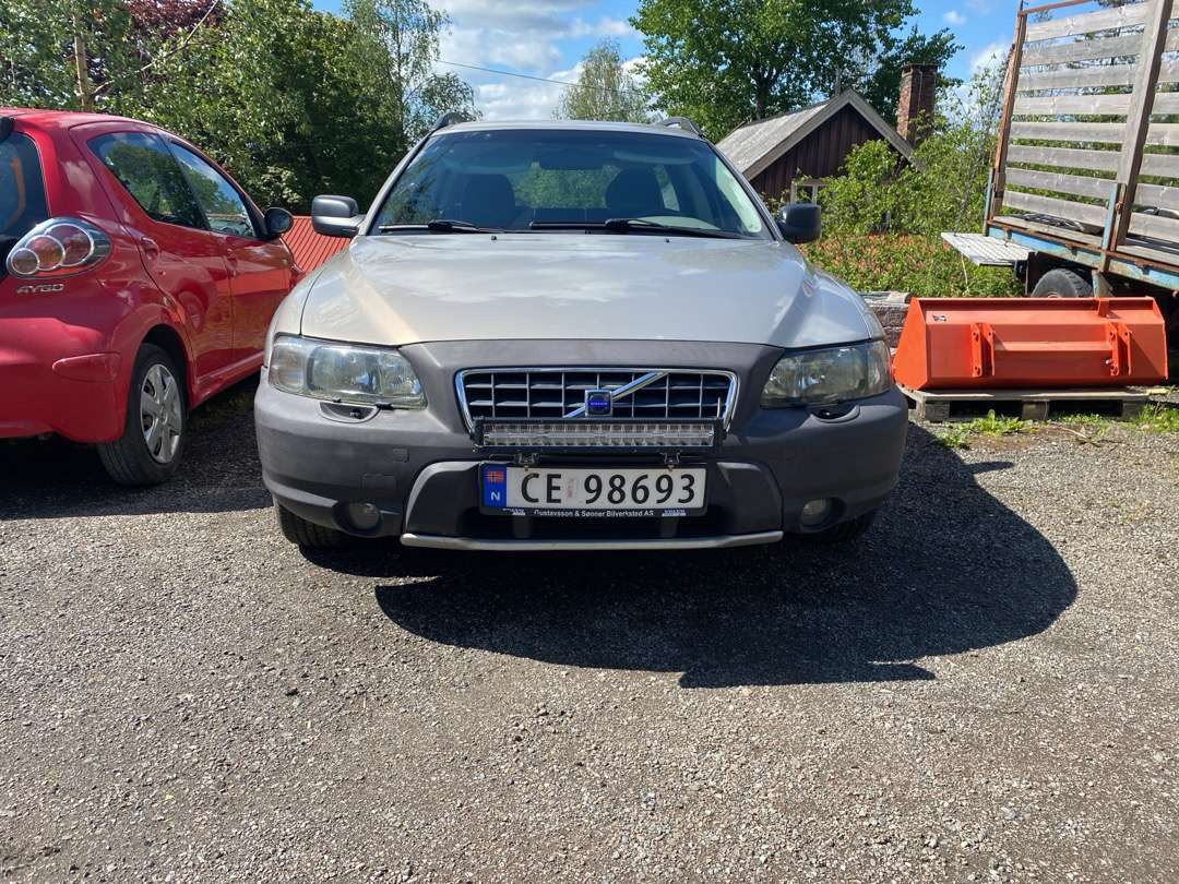 2001 Volvo XC70 EU-GODKJENT (rep.-objekt) - سيارة ستيشن: صورة 3 2001 Volvo XC70 EU-GODKJENT (rep.-objekt) - سيارة ستيشن: صورة 3