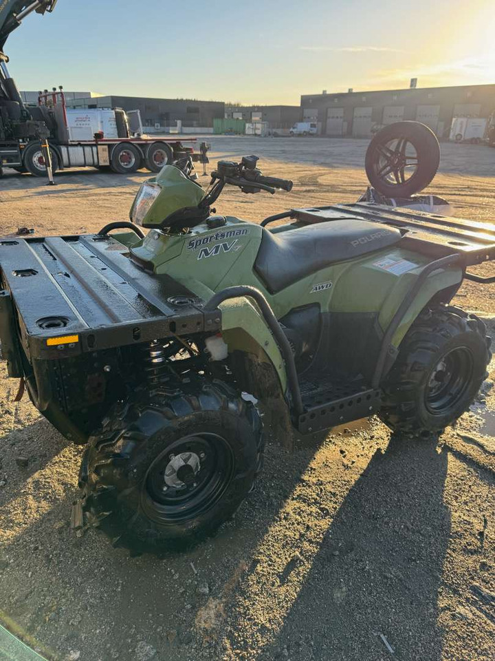 2004 ATV Polaris SPORTSMAN MV 700 HK (Kun kjørt 144 timer) - مقطورة دراجة نارية: صورة 1 2004 ATV Polaris SPORTSMAN MV 700 HK (Kun kjørt 144 timer) - مقطورة دراجة نارية: صورة 1