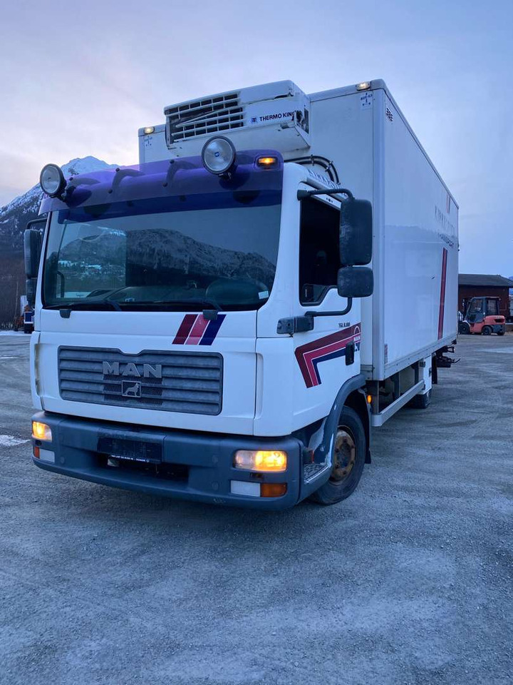 شاحنة صندوقية 2005 Skapbil MAN TGL 8.180 4X2 Euroklasse 4T(rep.-objekt): صورة 1