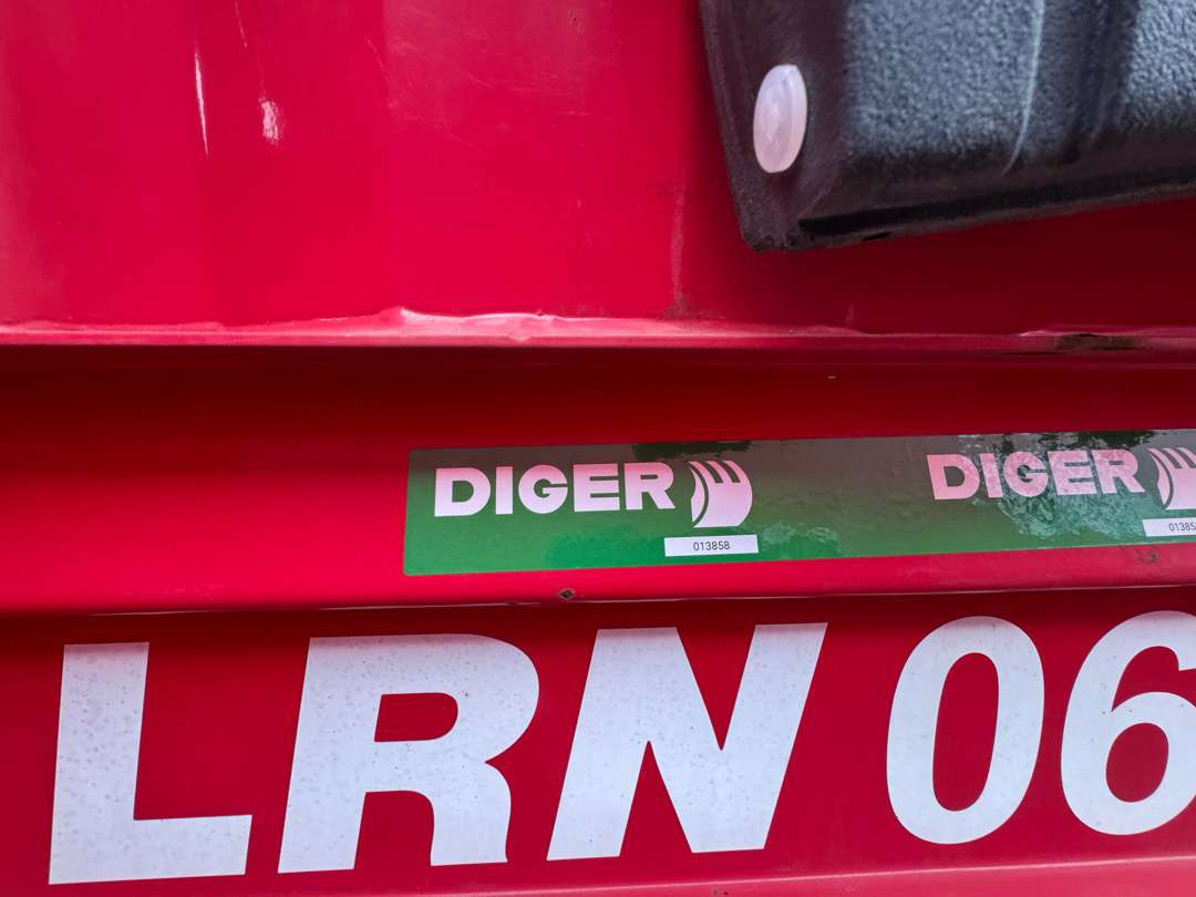 2015 KRONE Profi Liner / MEGA / Curtain / Lifting roof - آلات أخرى: صورة 3 2015 KRONE Profi Liner / MEGA / Curtain / Lifting roof - آلات أخرى: صورة 3