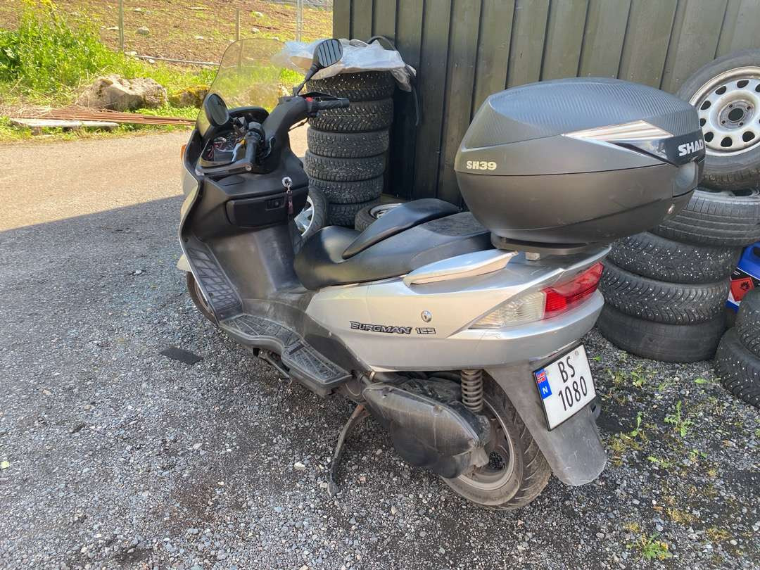 Suzuki Burgman UH 125//Lett MC - مقطورة دراجة نارية: صورة 4 Suzuki Burgman UH 125//Lett MC - مقطورة دراجة نارية: صورة 4