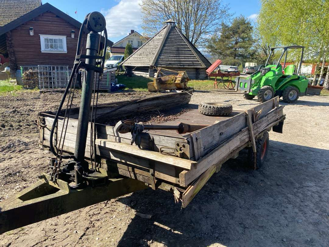 Traktorhenger Enkelt rep objekt med bra understell! - آلات زراعية: صورة 4 Traktorhenger Enkelt rep objekt med bra understell! - آلات زراعية: صورة 4