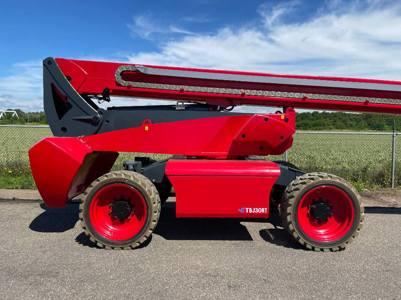 MAGNI ETBJ 30 RT | 2021 - مرفاع تلسكوبي: صورة 5 MAGNI ETBJ 30 RT | 2021 - مرفاع تلسكوبي: صورة 5