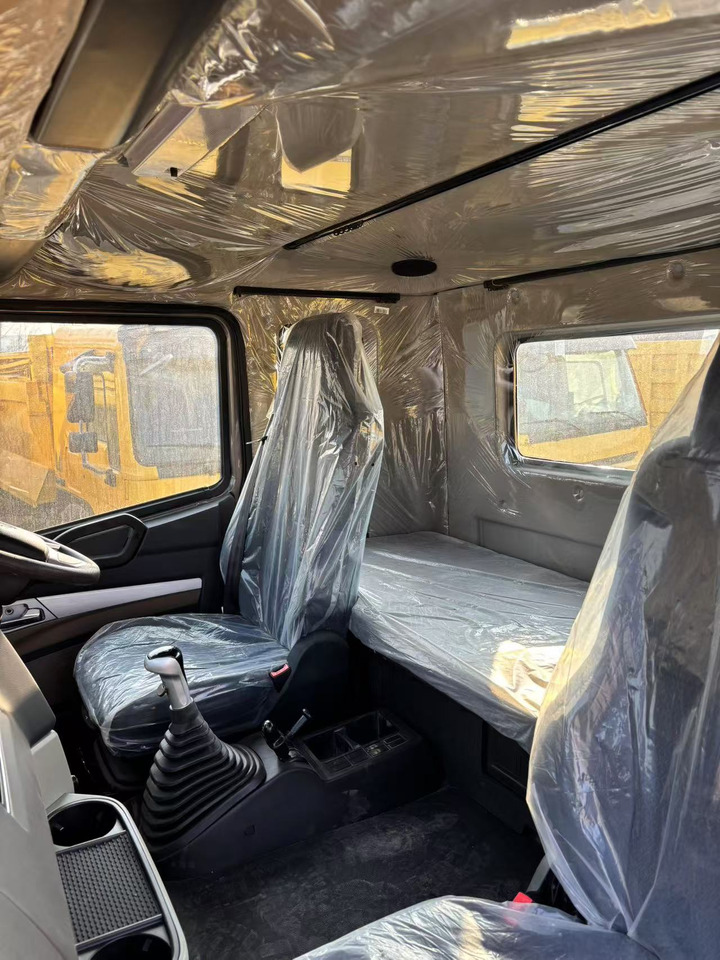 SINOTRUCK HOWO - مقطورة السحب: صورة 3 SINOTRUCK HOWO - مقطورة السحب: صورة 3