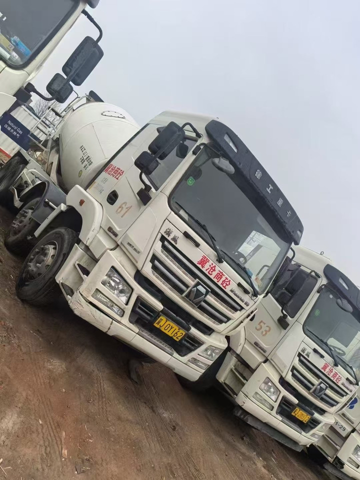 XUGONG - شاحنة خلاطة خرسانة: صورة 4 XUGONG - شاحنة خلاطة خرسانة: صورة 4