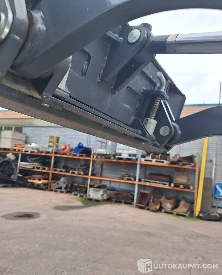 BTTL St25m-6, 2024, 21 h telakuormaaja, Kouvola - اللودر المجنزر صغير: صورة 5 BTTL St25m-6, 2024, 21 h telakuormaaja, Kouvola - اللودر المجنزر صغير: صورة 5