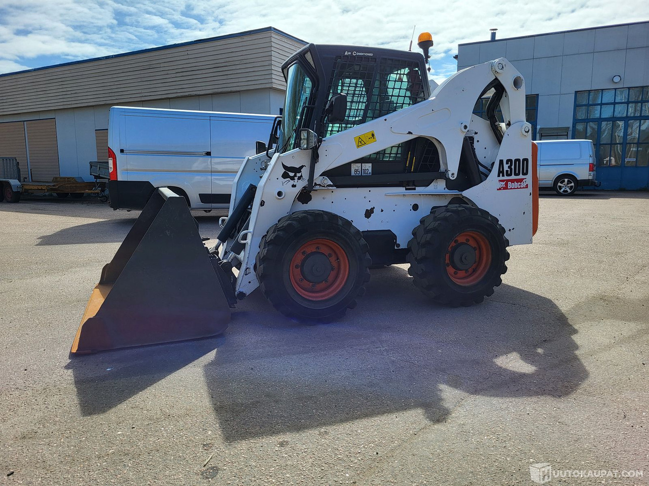 Bobcat A300, liukuohjattava kuormaaja, nelipyöräohjaus,, Kouvola - شيول صغير: صورة 4 Bobcat A300, liukuohjattava kuormaaja, nelipyöräohjaus,, Kouvola - شيول صغير: صورة 4