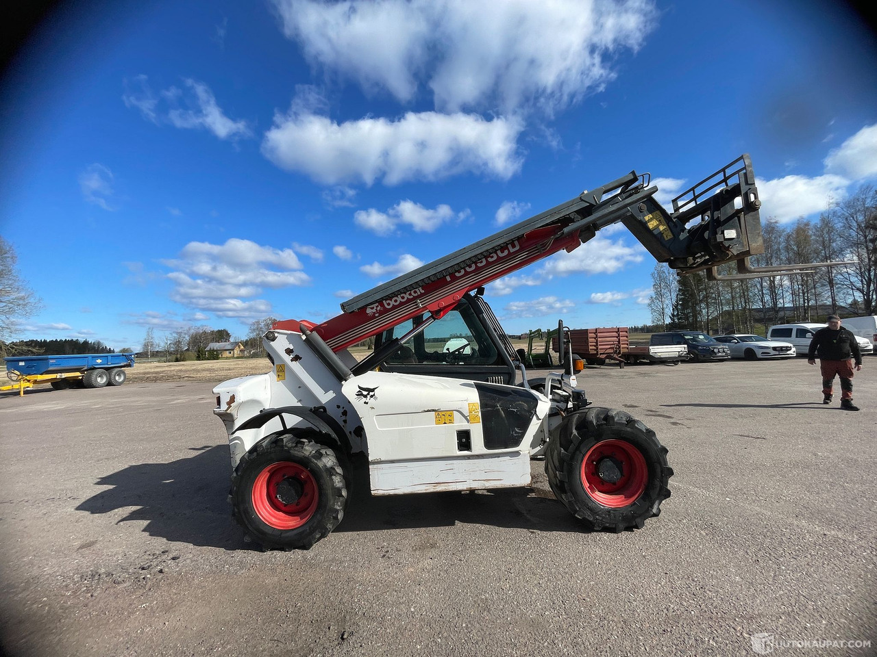 Bobcat T3093CD, 2000, Kurottaja, Oripää - آلة رفع ونقل تلسكوبية: صورة 3 Bobcat T3093CD, 2000, Kurottaja, Oripää - آلة رفع ونقل تلسكوبية: صورة 3
