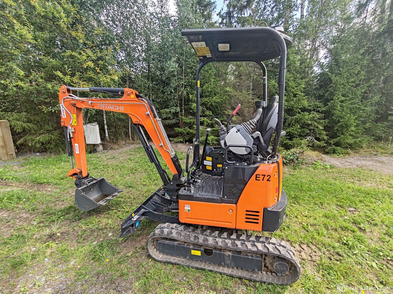 Hitachi ZX19U, reilu 90H ajettu, 2016., Eurajoki - حفار صغير: صورة 4 Hitachi ZX19U, reilu 90H ajettu, 2016., Eurajoki - حفار صغير: صورة 4